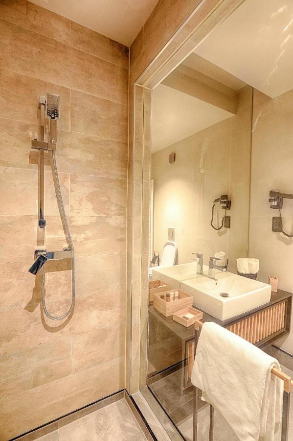 Nani Nani Boutique Hotel บราชอฟ ภายนอก รูปภาพ