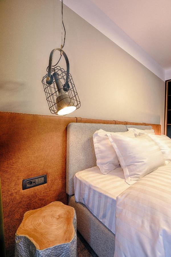 Nani Nani Boutique Hotel บราชอฟ ภายนอก รูปภาพ