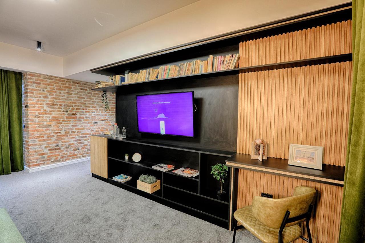 Nani Nani Boutique Hotel บราชอฟ ภายนอก รูปภาพ