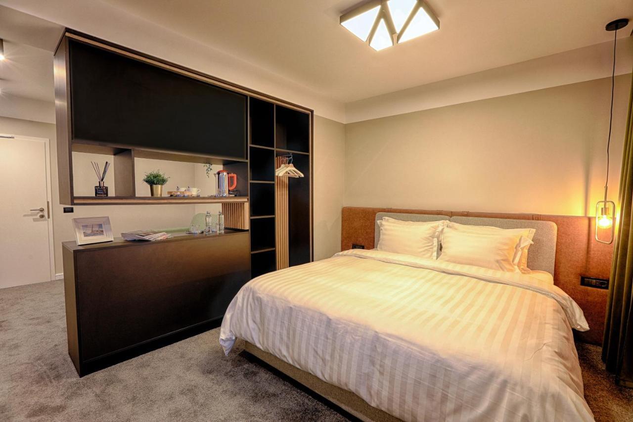 Nani Nani Boutique Hotel บราชอฟ ภายนอก รูปภาพ